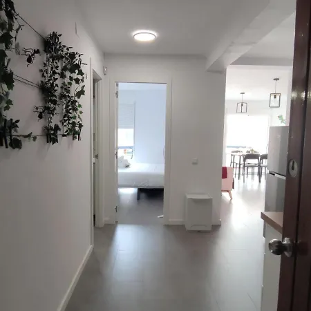 Luminoso Cerca De La Playa Con Terraza Vintage En - Es-209-64 Apartman